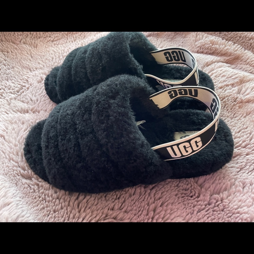 Good condition ugg slippers size 8